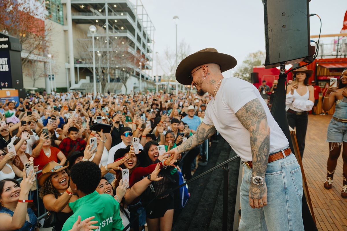 J Balvin performrd for more than 70,000 fans at the iconic Houston Livestock Show and Rodeo in Houston. 
