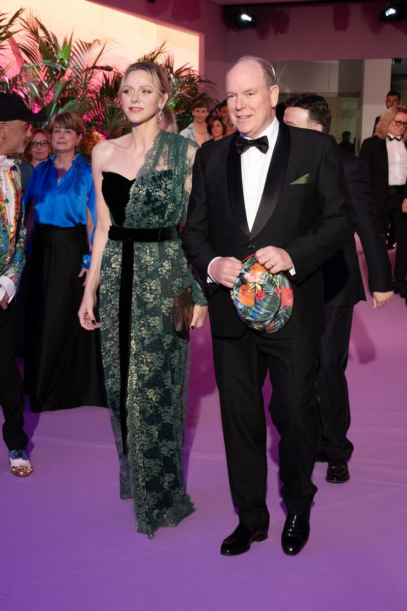 At the 2025 Rose Ball, Charlene pivoted to classic red‑carpet sophistication that perfectly matched that year’s Sunset theme. 