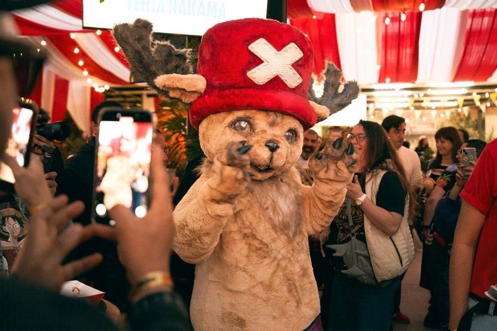 The Chopper mascot caused a stir among the fans of the Nakama fair, without imagining that underneath it was none other than Iñaki Godoy himself!