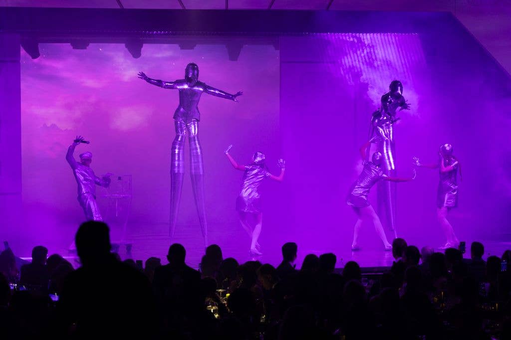 A performance on stilts 