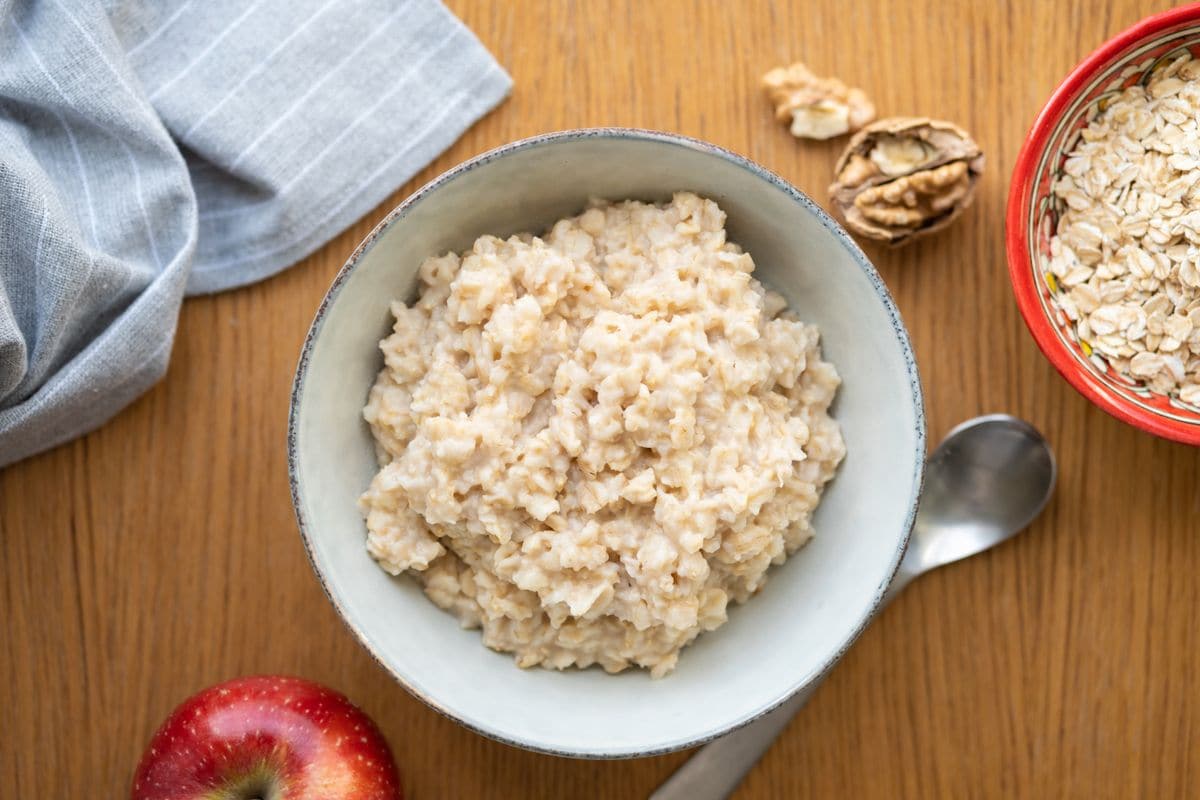 Kate also reportedly enjoys a hearty bowl of oatmeal, another nutrient-dense, satisfying way to start the day.