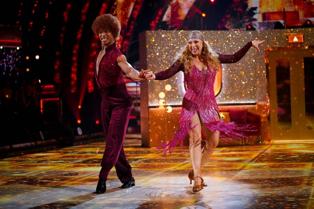 Johannes Radebe and Alex Kingston dancing a cha-cha-cha on Strictly Come Dancing