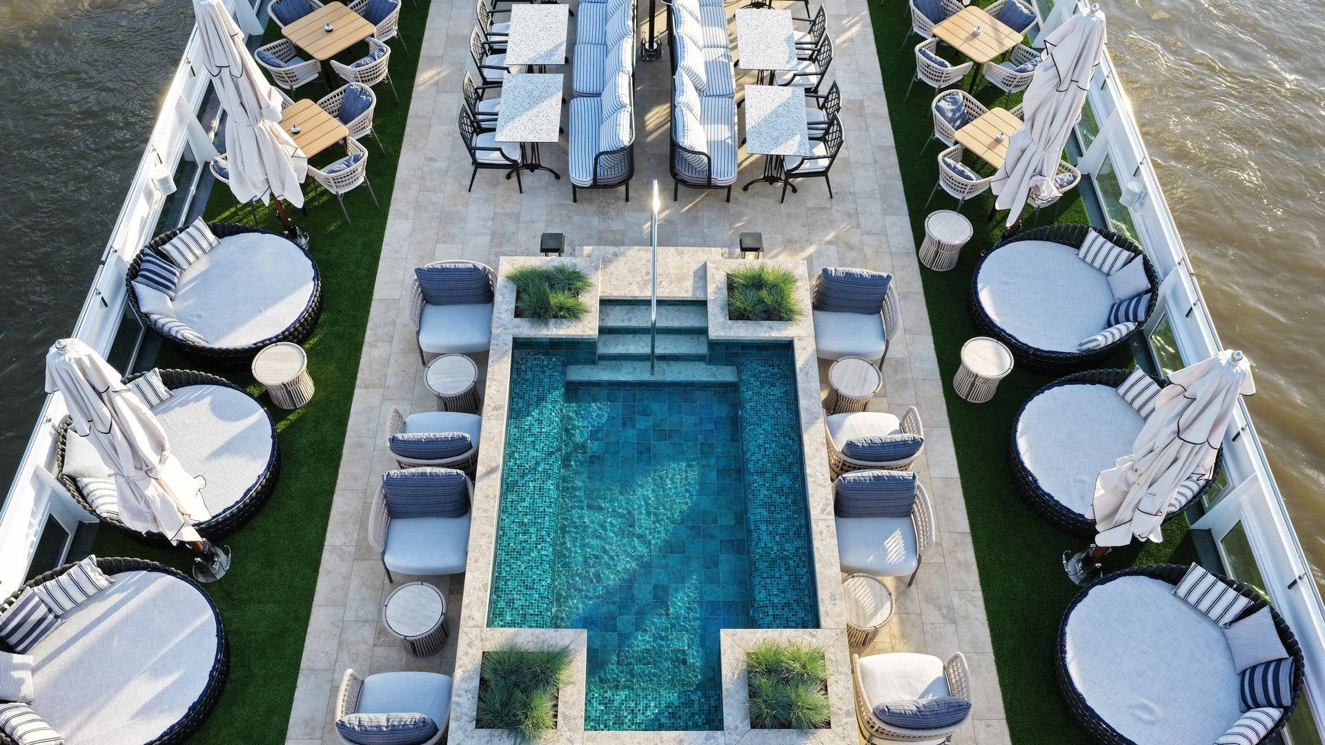 The sun deck on the Lumiere