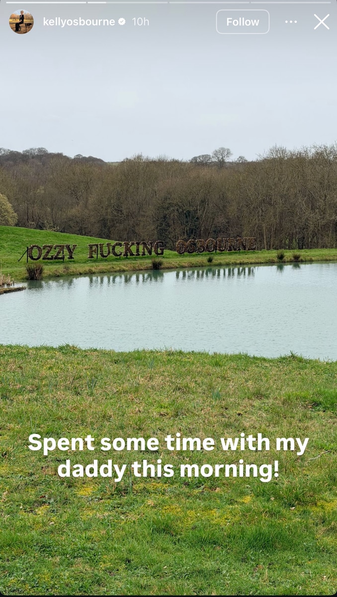 Kelly shared a look at his burial site