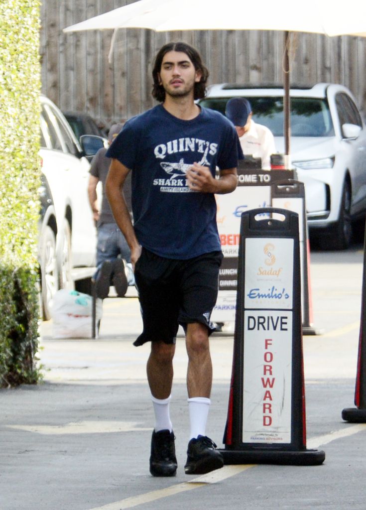 bigi jackson walking LA