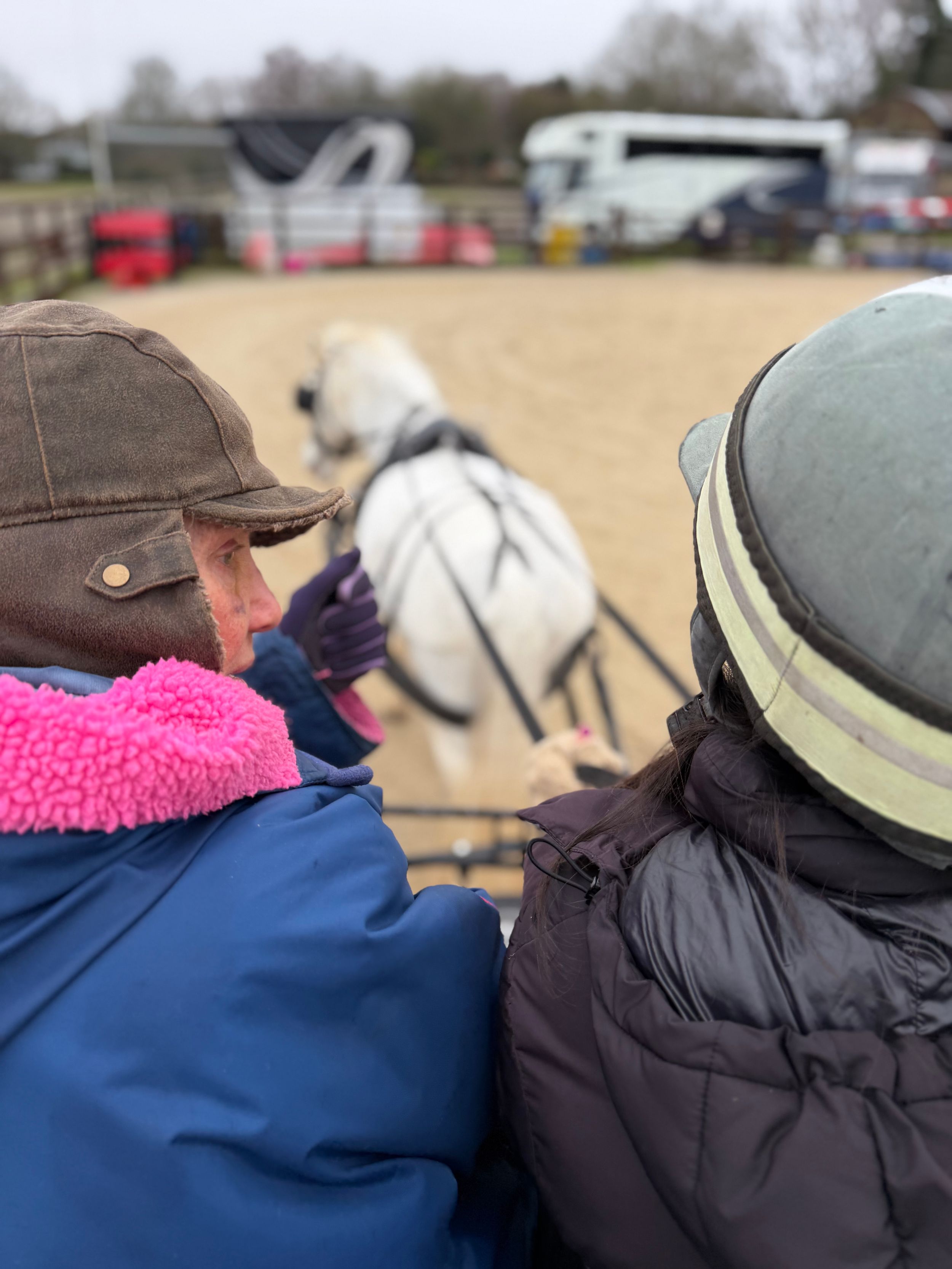 Ainhoa tried her hand at carriage driving, too