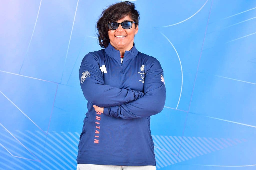 She was diagnosed with MS in 2020 and first had symptoms a week before she turned 30