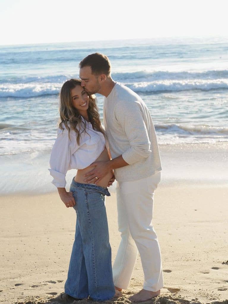 katie austin maternity shoot husband lane armstrong