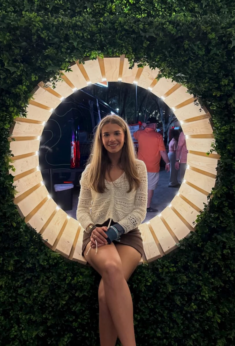 Kai's festival vlog, titled “I went to my first music festival!”, quickly gained hundreds of thousands of views on YouTube.