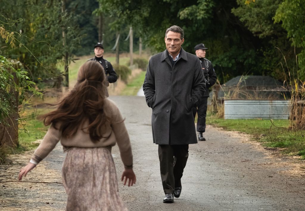  Rufus Sewell in The Man in the High Castle 