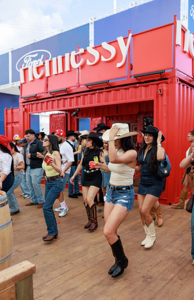 Hennessy made its debut as the Official Cognac of the Houston Livestock Show and Rodeo, adding a new layer of celebration to the evening’s global energy.