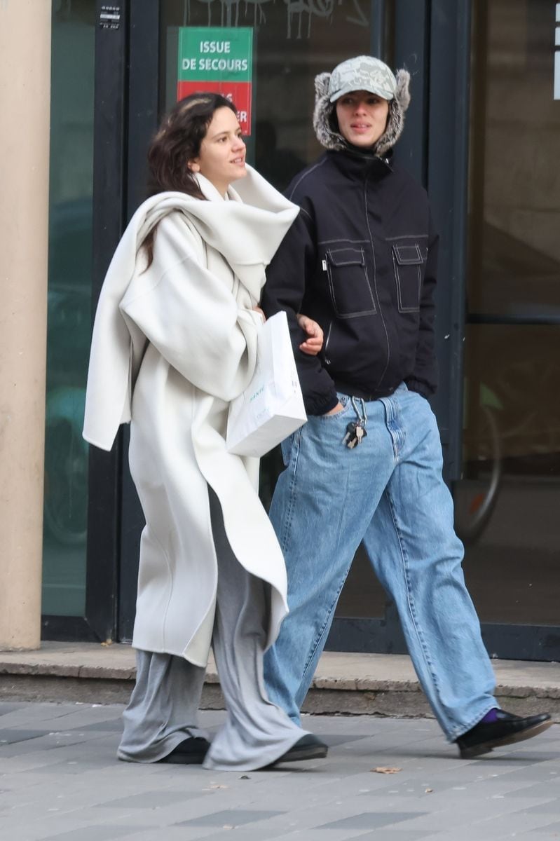 On the personal front, Rosalia has been linked to 23-year-old French model Loli Bahía.