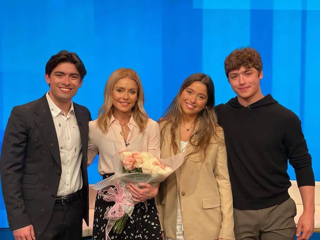 Kelly Ripa with her three children Michael, Lola and Joaquin