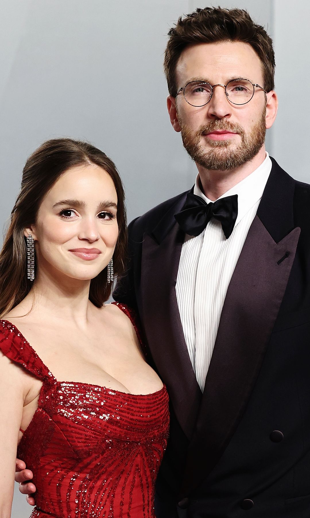 Chris Evans and Alba Baptista surprise at Oscars after-party in first appearance since baby