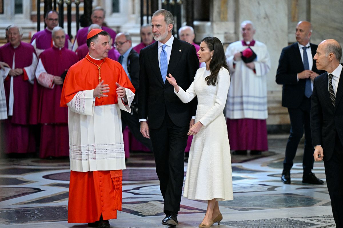 Queen Letizia opts for white in Rome, but skips a key tradition