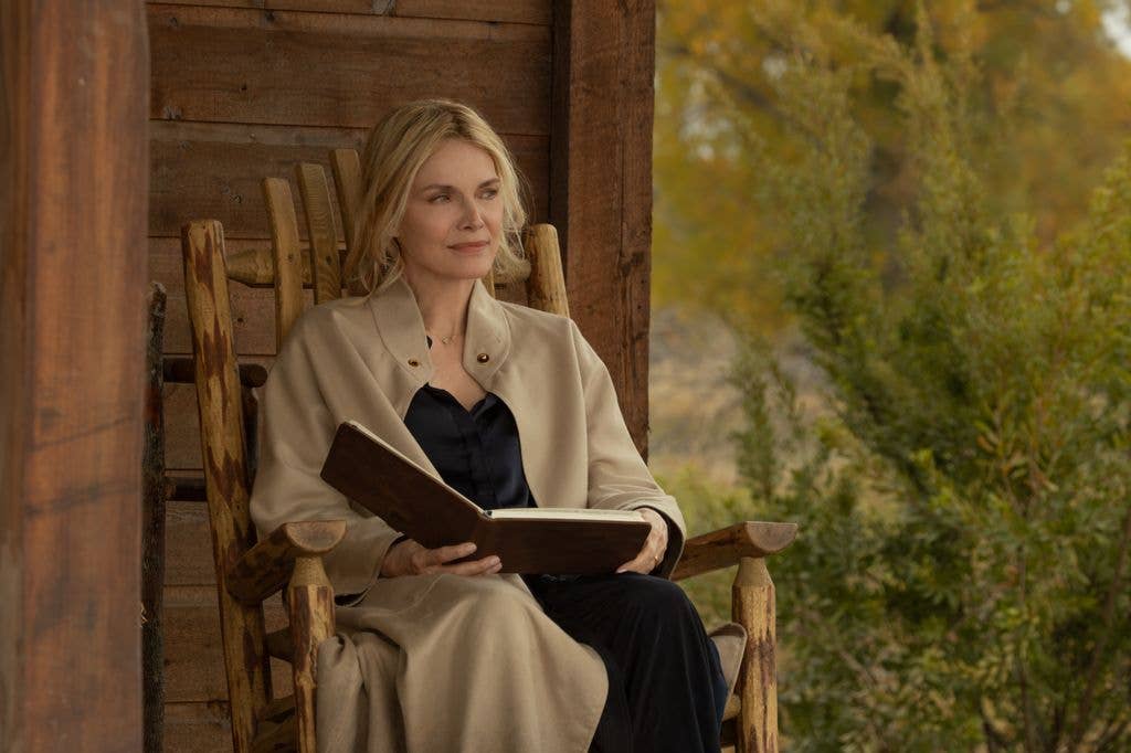 Michelle Pfeiffer as Stacy Clyburn in season 1, episode 4 of the Paramount+ series THE MADISON. Photo Cr: Emerson Miller /Paramount + Â© 2026 Viacom International Inc.