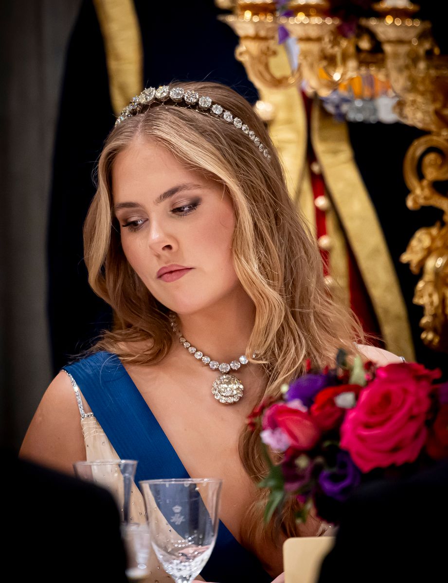 Princess Amalia made her official debut in the Diamond Bandeau in December 2025 at a state banquet