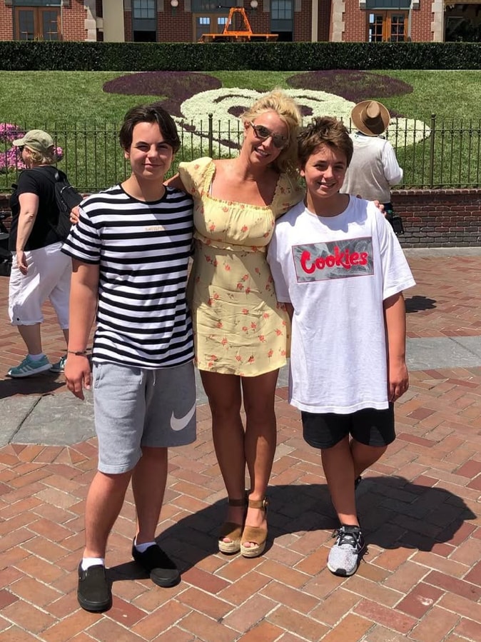 Signs of reconciliation had already begun to emerge in late 2024, when Jayden reportedly reached out to Britney and spent the holidays with her, an experience she later described as deeply meaningful.