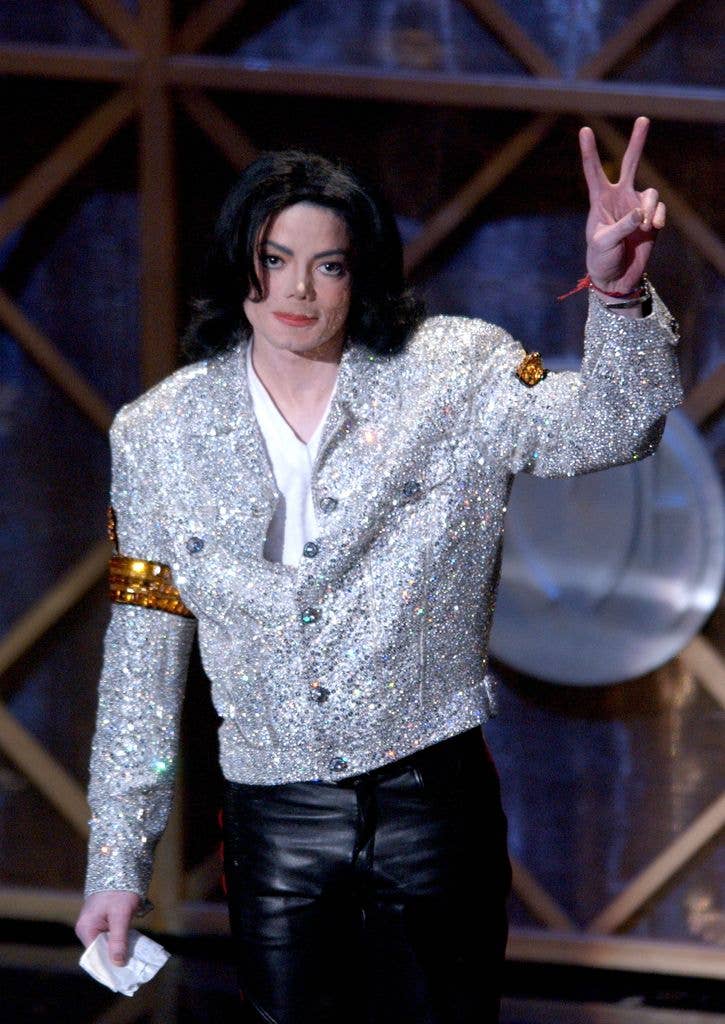 Singer Michael Jackson accepts his Peformer of the Century Award during the 29th Annual American Music Awards at the Shrine Auditorium January 9, 2002 in Los Angeles, CA. (Photo by Vince Bucci/Getty Images)