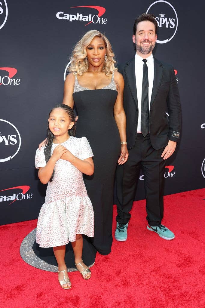 Serena williams and Alexis ohanian olympia red carpet