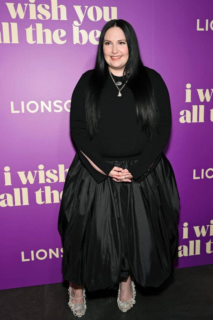 Sculptural black elegance