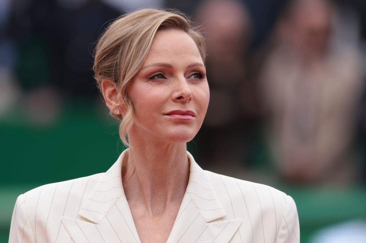 Charlene of Monaco turns heads at the Monte Carlo Masters in a tailored white suit, as Sinner claims victory and returns to world No. 1.