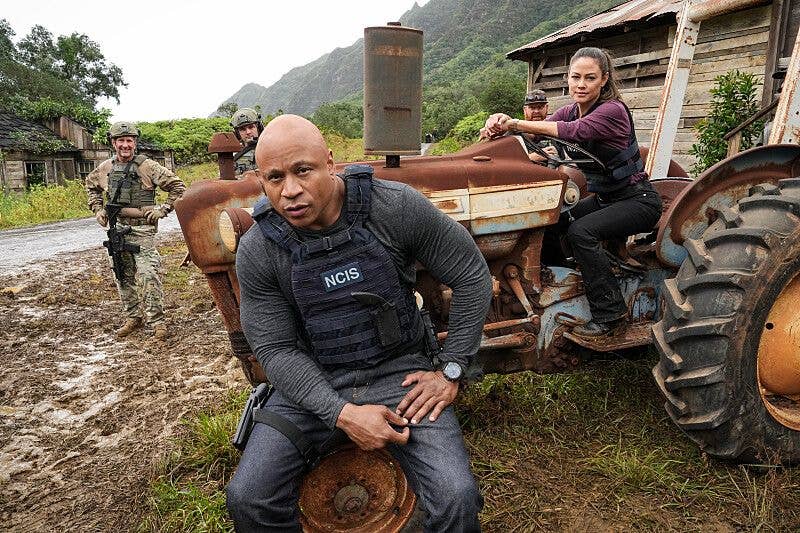LL Cool J as Sam Hanna and Vanessa Lachey as Jane Tennant in NCIS: Hawai'i 