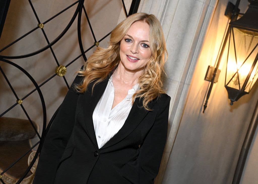 heather graham black outfit l'agence holiday dinner la