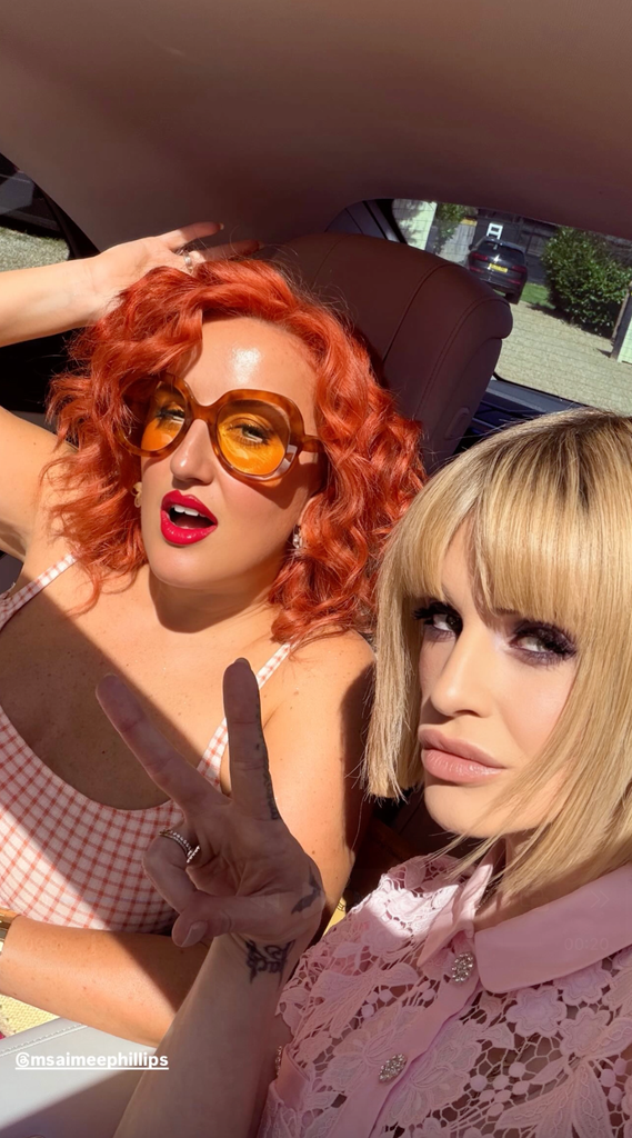 kelly osbourne attending wedding with friend