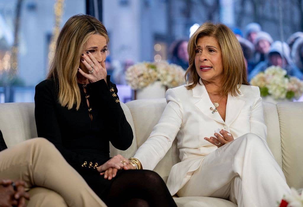 savannah guthrie hoda kotb crying