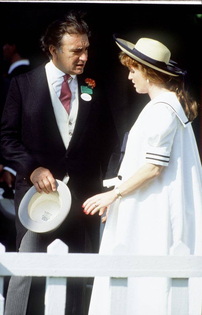 Sarah in 1988 talking to Hector Barrantes  