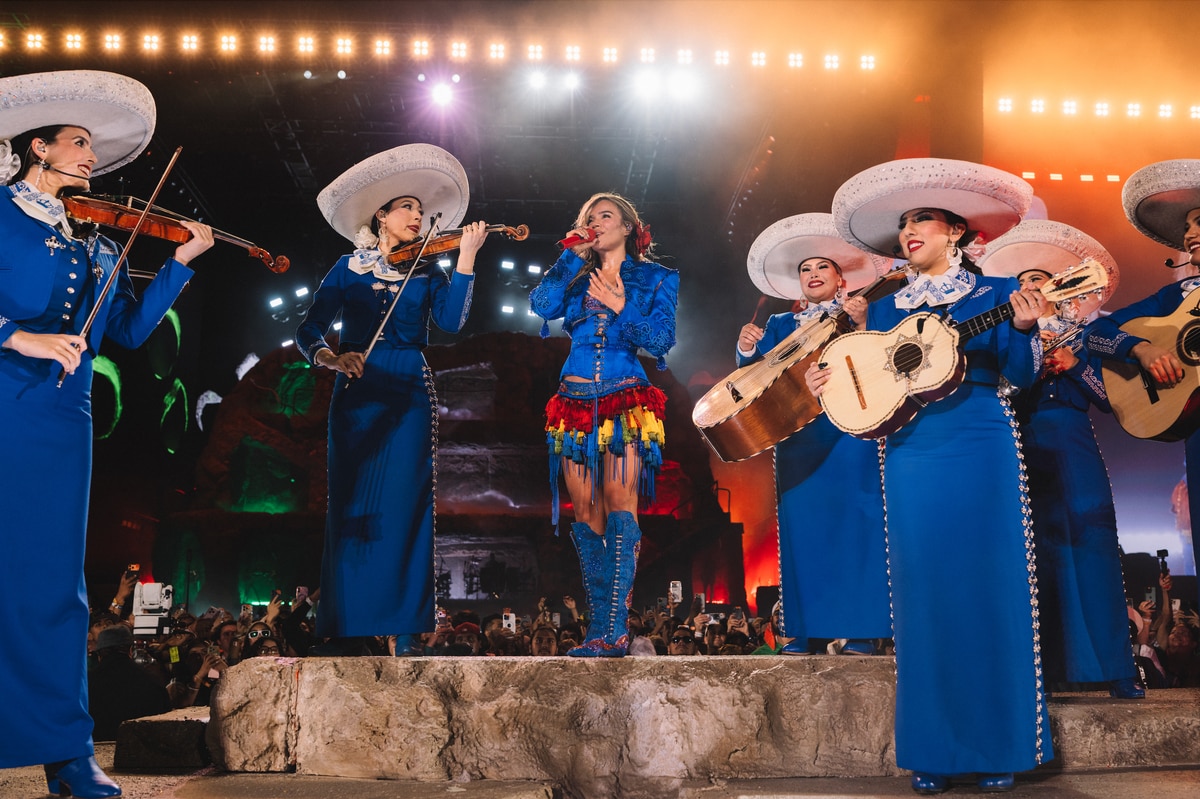 She highlighted women throughout the performance