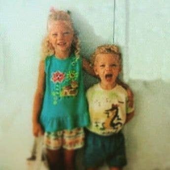 taylor swift and brother austin as children