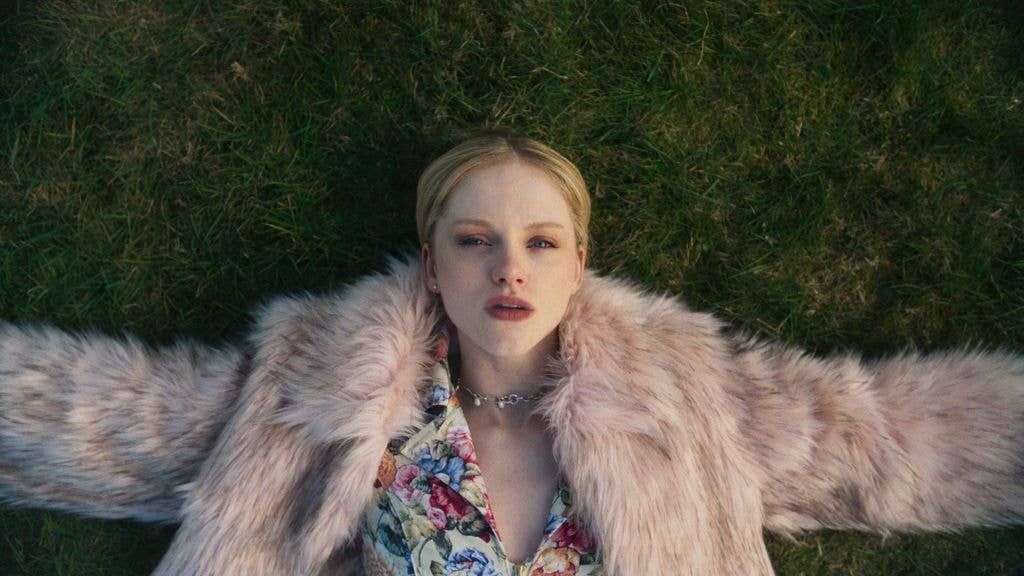 Shannon (EMMA LAIRD)