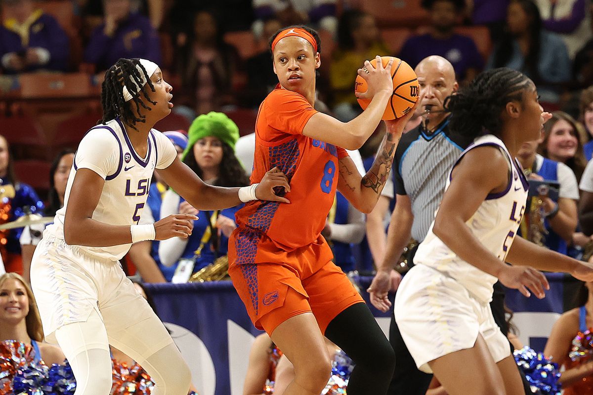 Me'Arah O'Neal during the SEC women's college basketball tournament between the Florida Gators and the LSU Tigers on March 7, 2025 