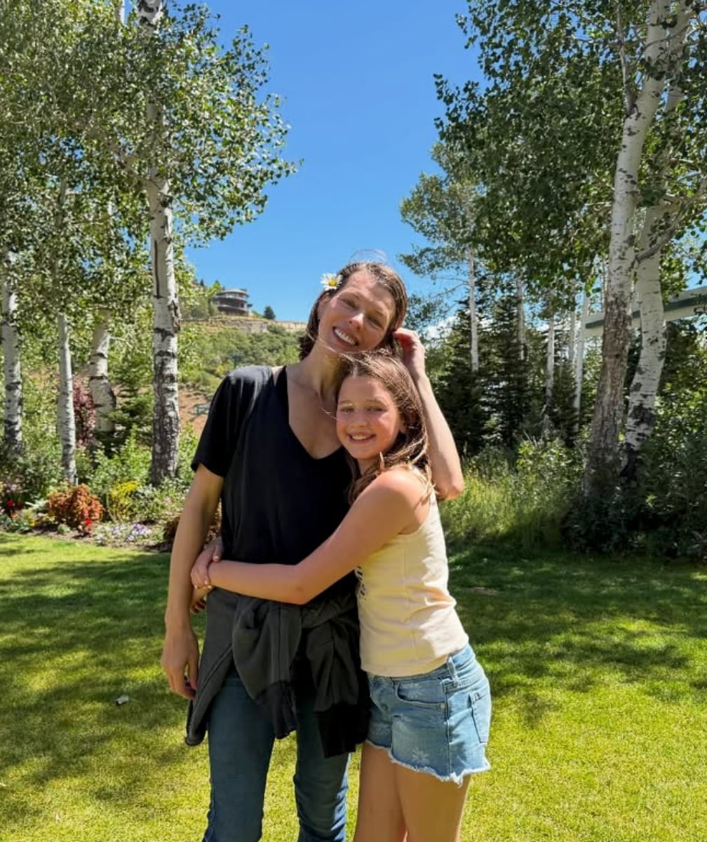 Dash’s love for fantasy and horror seems to echo her mother’s own interests. In 2022, Jovovich shared a sweet memory of dressing up with Dash as zombies for Halloween, complete with dramatic makeup.