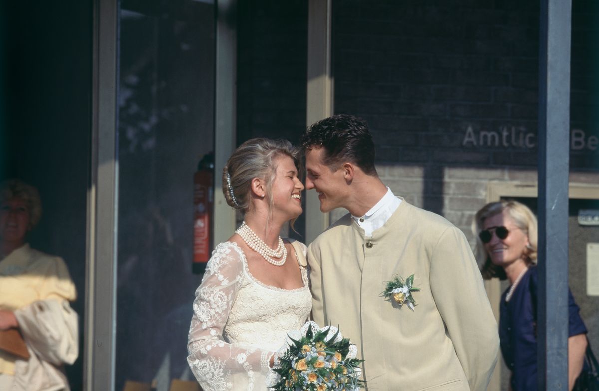 German Formula One driver Michael Schumacher and Corinna Betsch on their wedding day in Kerpen.