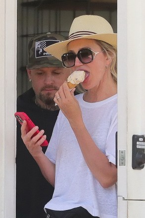 Montecito, CA  - *EXCLUSIVE*  - Cameron Diaz and Benji Madden go for ice cream treat in Los Angeles, CA.Pictured: Cameron Diaz and Benji MaddenBACKGRID USA 31 JULY 2023 BYLINE MUST READ: BACKGRIDUSA: +1 310 798 9111 / usasales@backgrid.comUK: +44 208 344 2007 / uksales@backgrid.com*UK Clients - Pictures Containing ChildrenPlease Pixelate Face Prior To Publication*