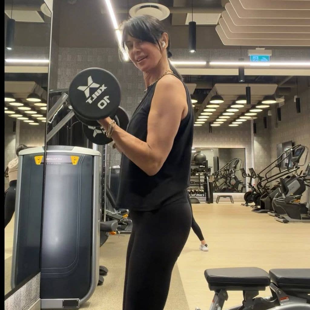 The actress loves working out at home