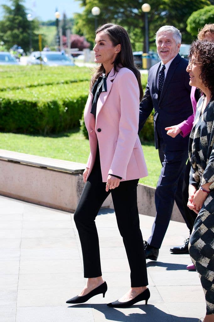 Queen Letizia of Spain attends the Red Cross Fundraising Day 'DÃ­a Mundial de la Cruz Roja y Media Luna Roja' at the Navarra University Museum on May 07, 2026 in Pamplona, Spain.