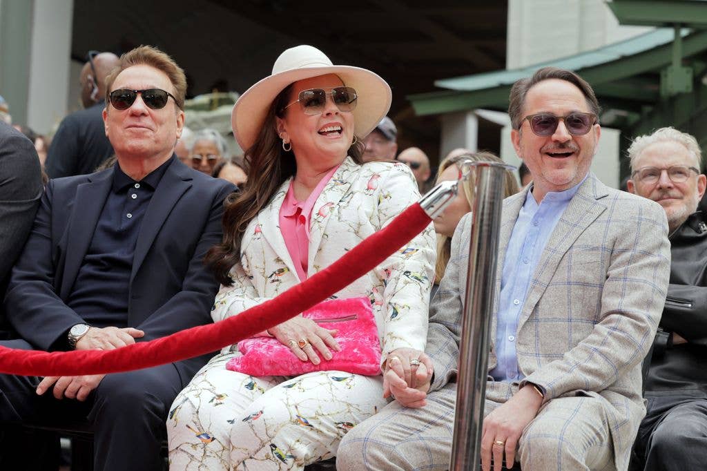  Kevin Huvane, Melissa McCarthy and Ben Falcone are seen as TCM honors Glenn Close during her Hand and Footprint Ceremony at TCL Chinese Theatre on May 01, 2026 in Hollywood, California. 