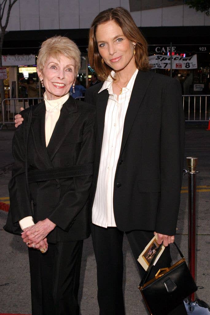 Janet Leigh and Kelly Curtis during A Special Screening og MGM's "It Runs In The Family Premiere" - Arrivals at Mann Bruin Theatre in Westwood, CA, United States