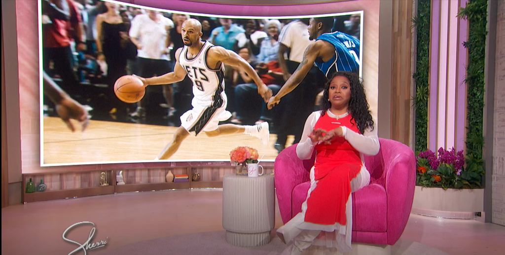 Jennifer Hudson's friend Sherri Shepherd urged Common to "put a ring on it" 
