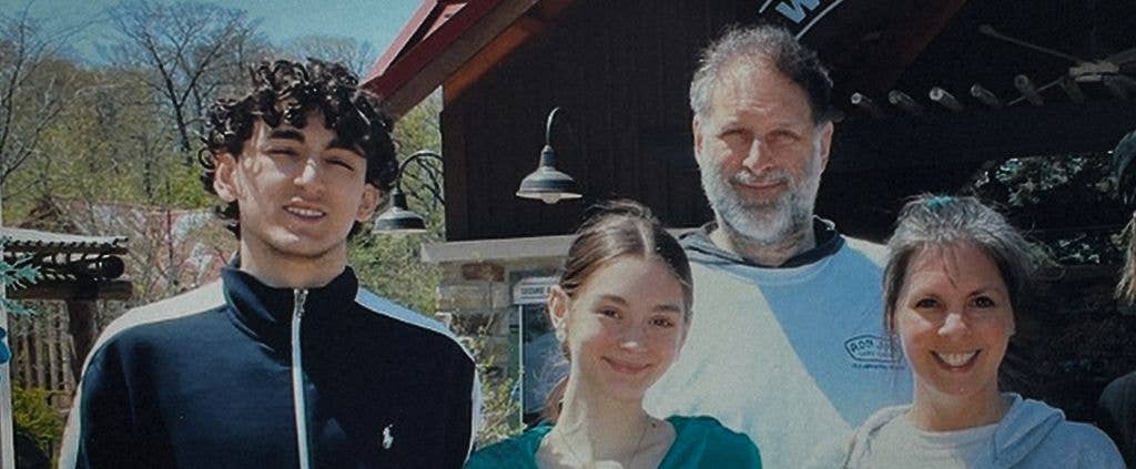 Dom, Mackenzie, Natalie Shirilla, and Steve Shirilla in The Crash