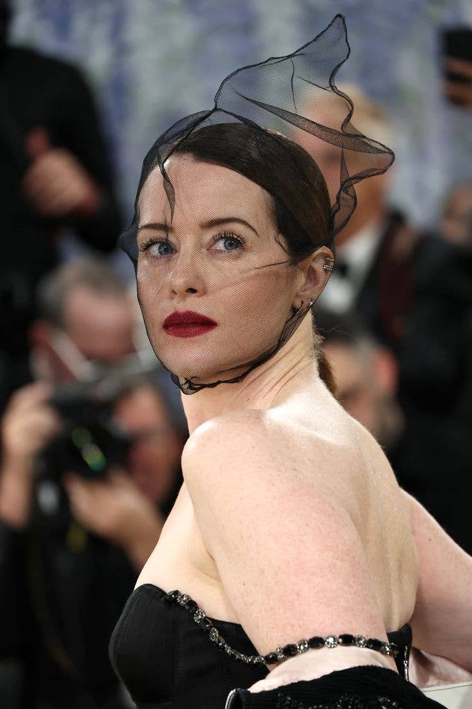  Claire Foy attends the 2026 Met Gala celebrating "Costume Art" at the Metropolitan Museum with netted face accessory