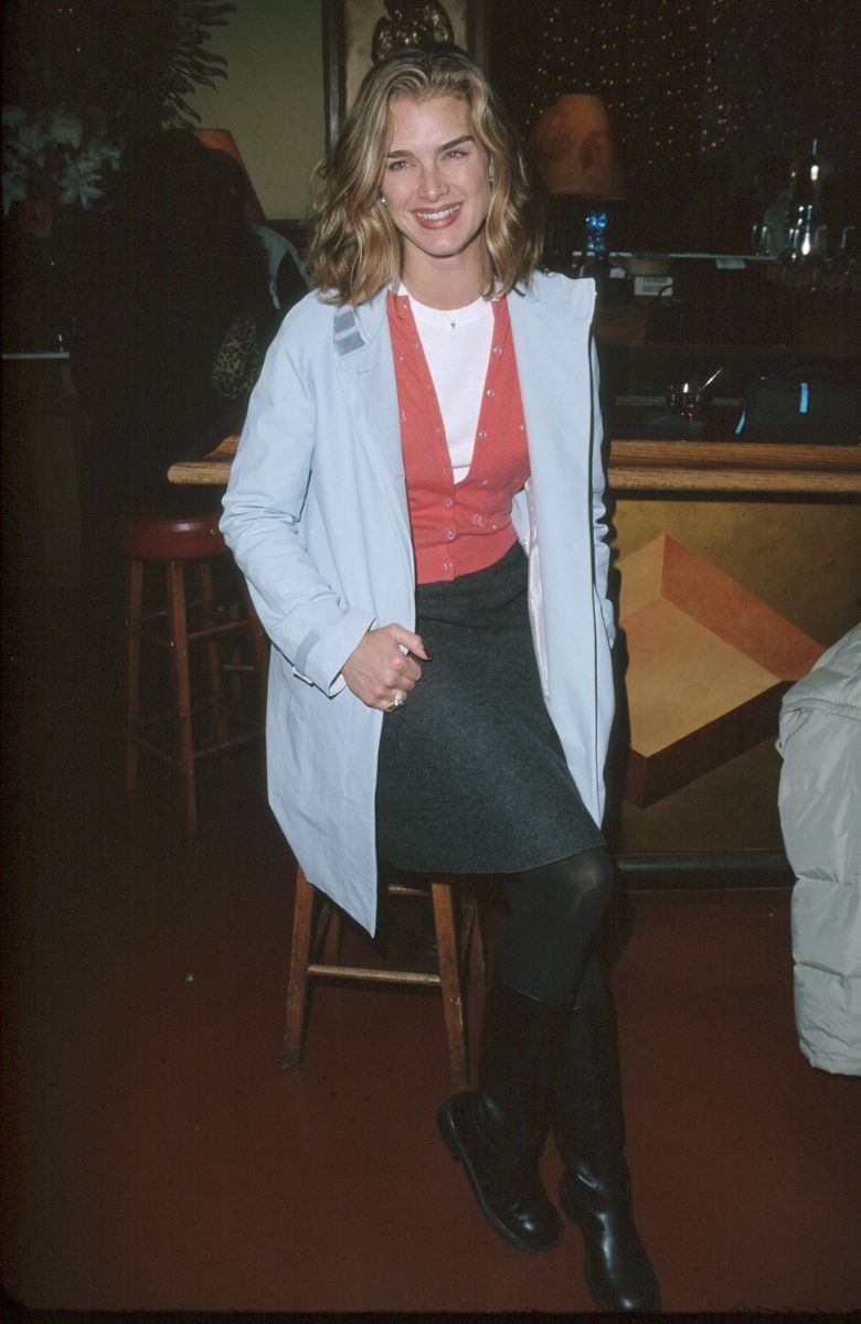 Brooke Shields during Step Up Women's Network Presents V-Day 2000 Los Angeles Celebrated with the Production of Eve Ensler's The Vagina Monologues and After Party at Atlas Restaurant at Wiltern Theatre in Los Angeles, California, United States. (Photo by Sam Levi/WireImage) 