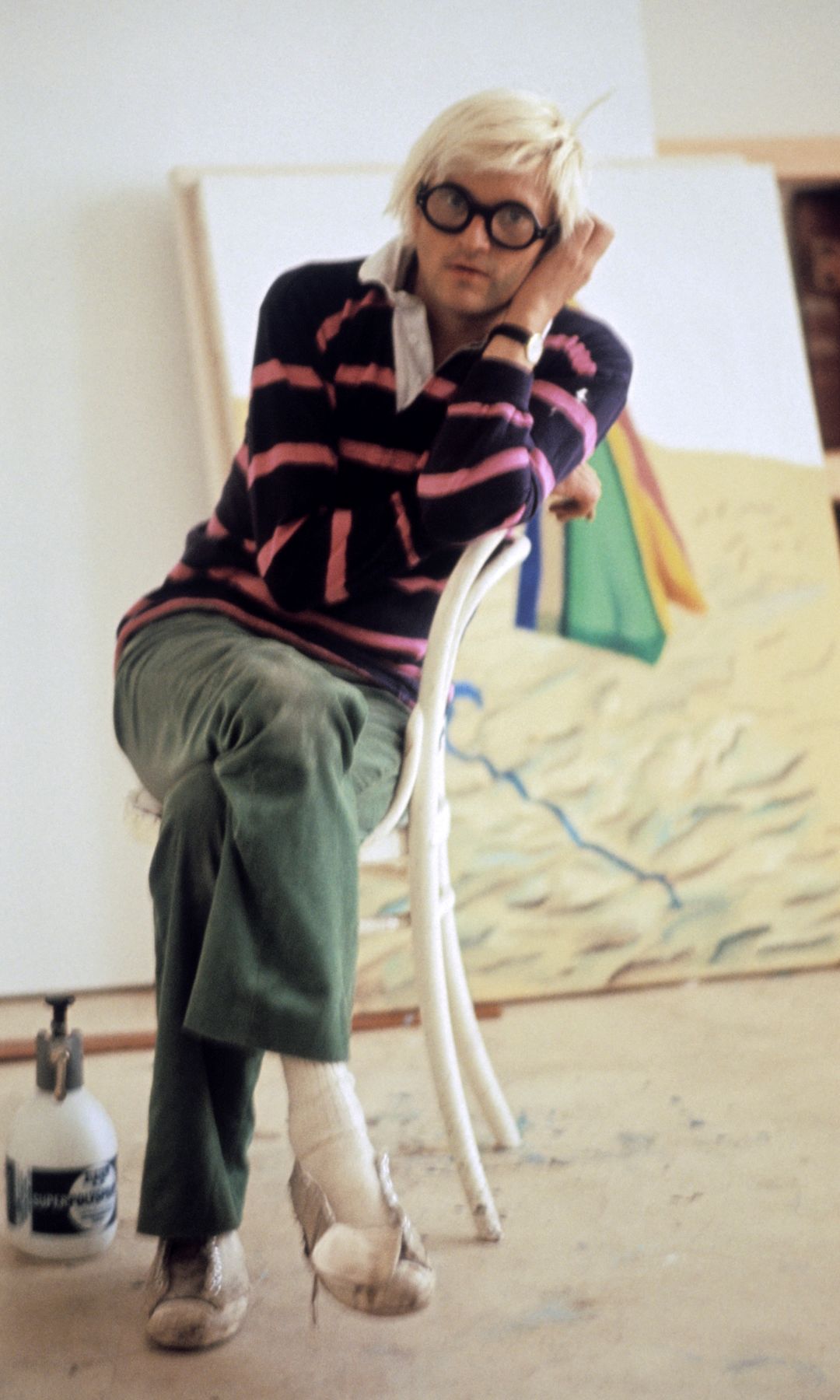 Hockney spent most of his career in Los Angeles, drawing inspiration from sunny settings
