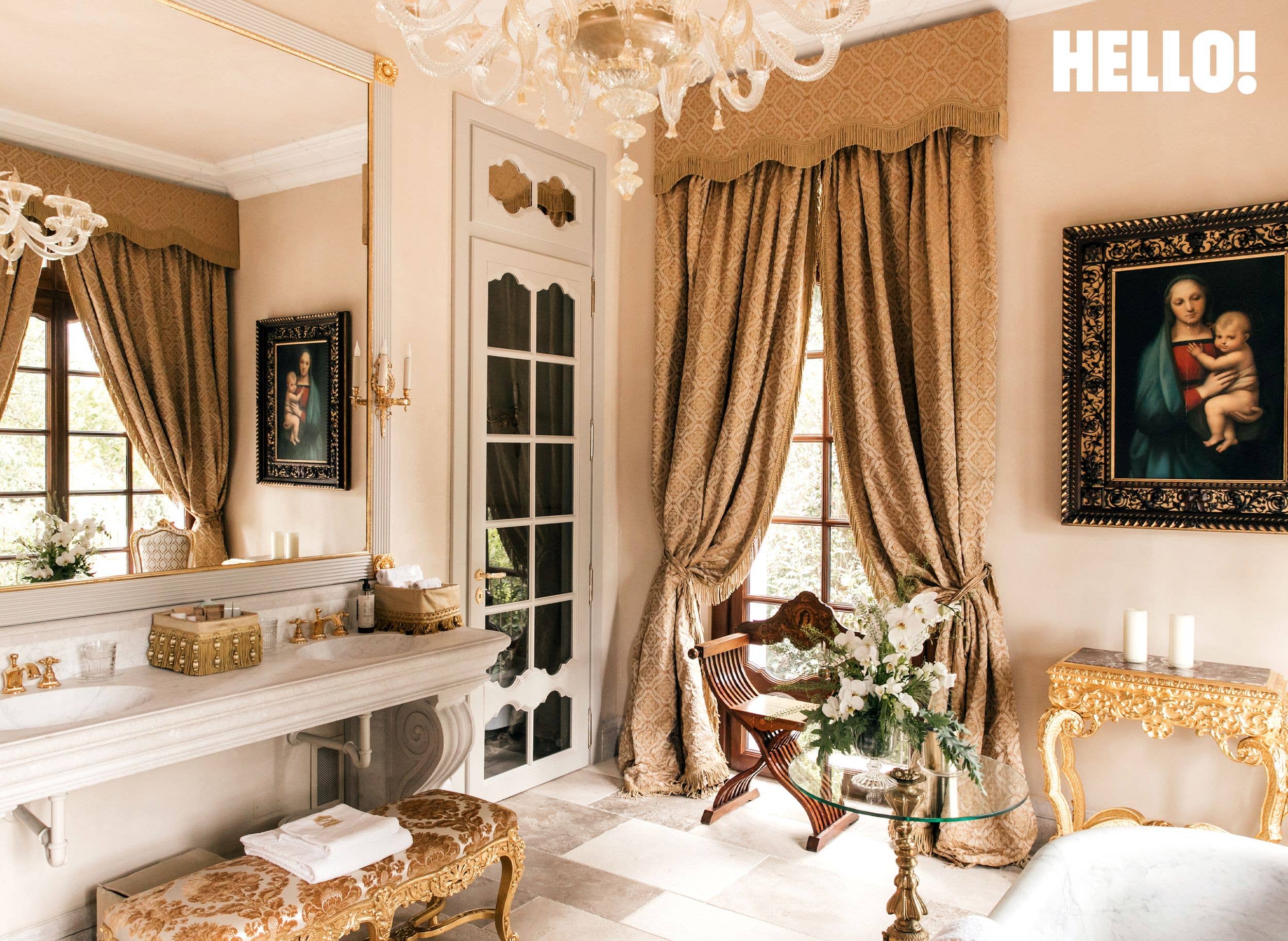  The bathroom, featuring an antique marble bathtub inside Villa Portesina