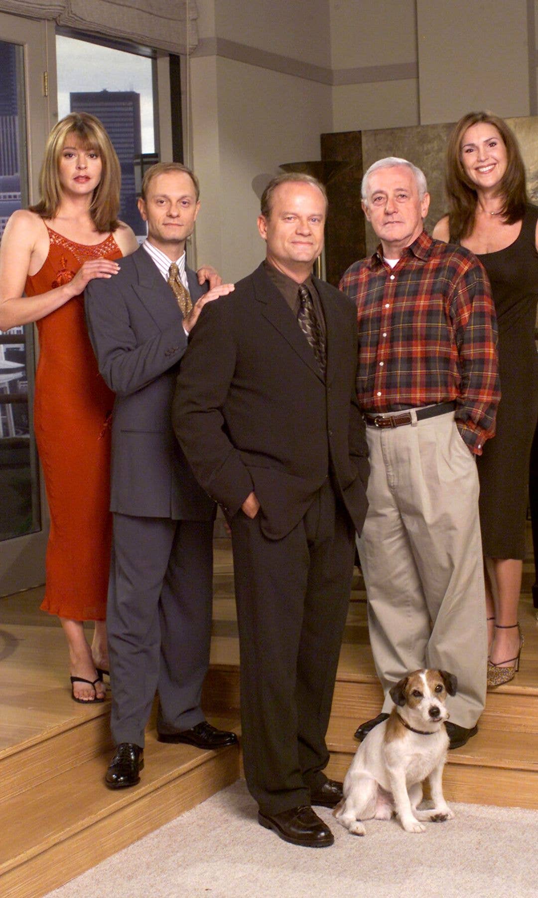 Jane Leeves, David Hyde Pierce, Kelsey Grammer, John Mahoney and Peri Giplin in a promotional image for Frasier