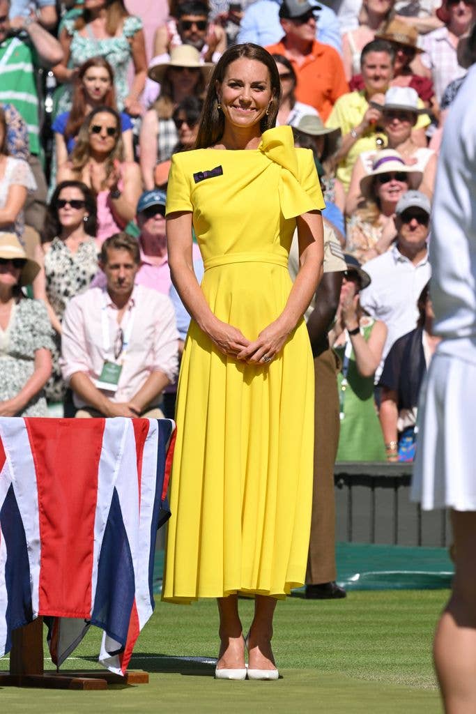  Catherine, Duchess of Cambridge in yellow dress